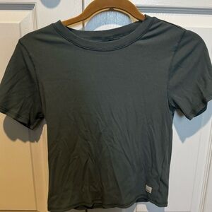 Vuori Mudra Fitted Tee - Kelp